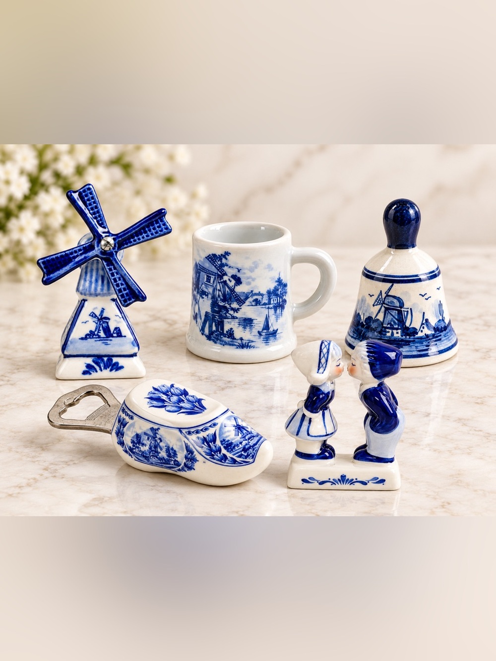 Delft Blue Holland Miniature Souvenir Collection – 5 Piece Set
